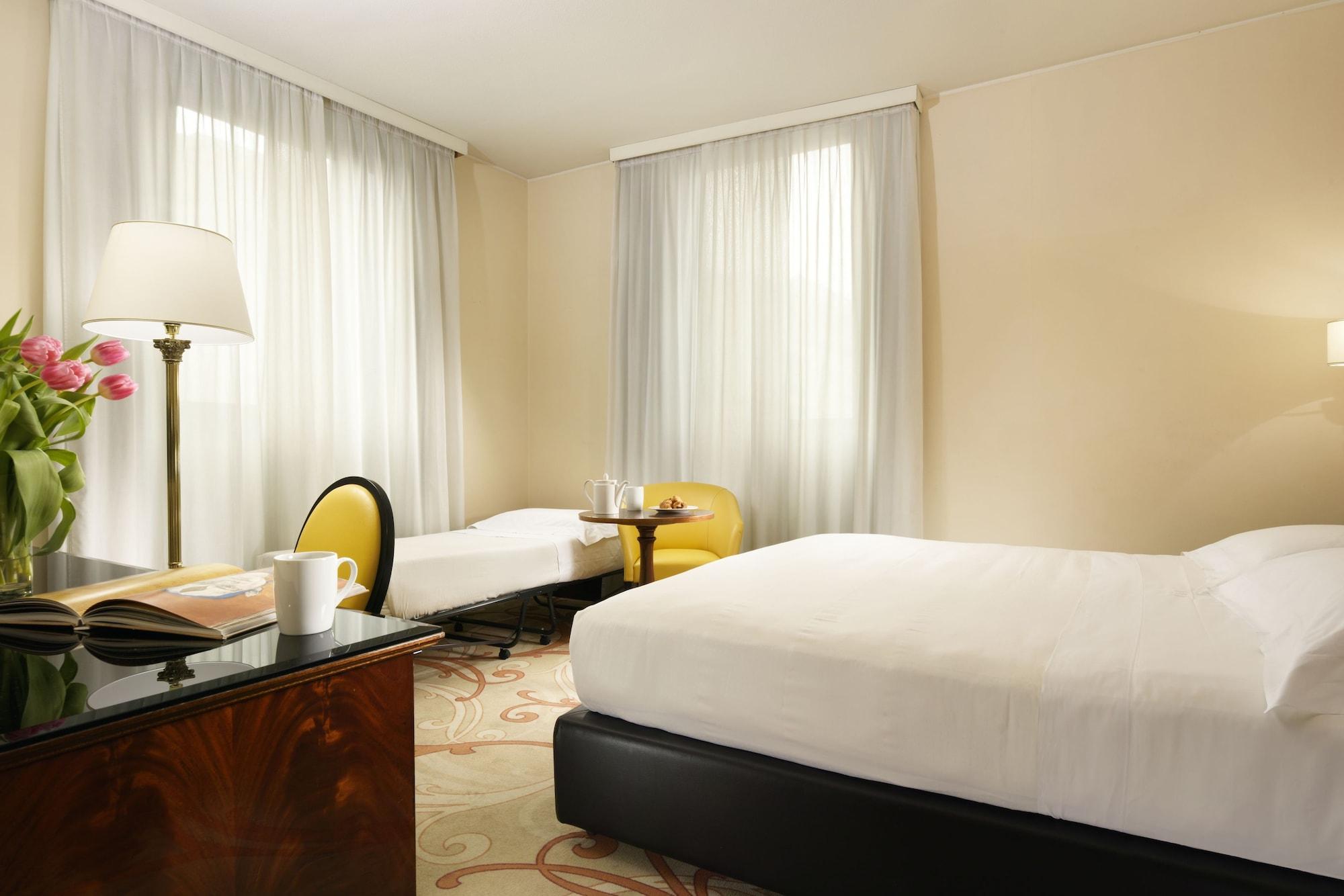 Una Hotels Scandinavia Milano Bagian luar foto