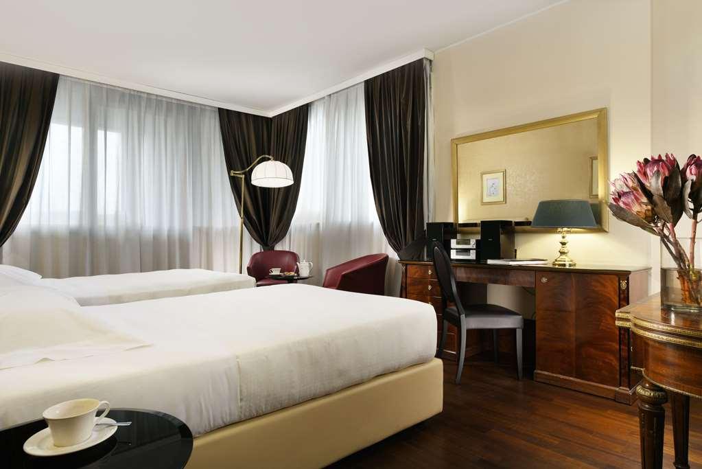 Una Hotels Scandinavia Milano Ruang foto