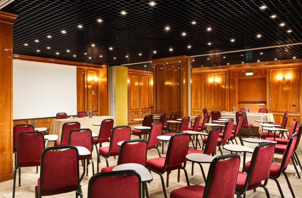 Una Hotels Scandinavia Milano Bagian luar foto